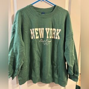 Old navy medium New York green sweatshirt